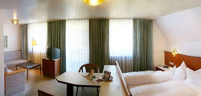 Alexa Hotel 3*
